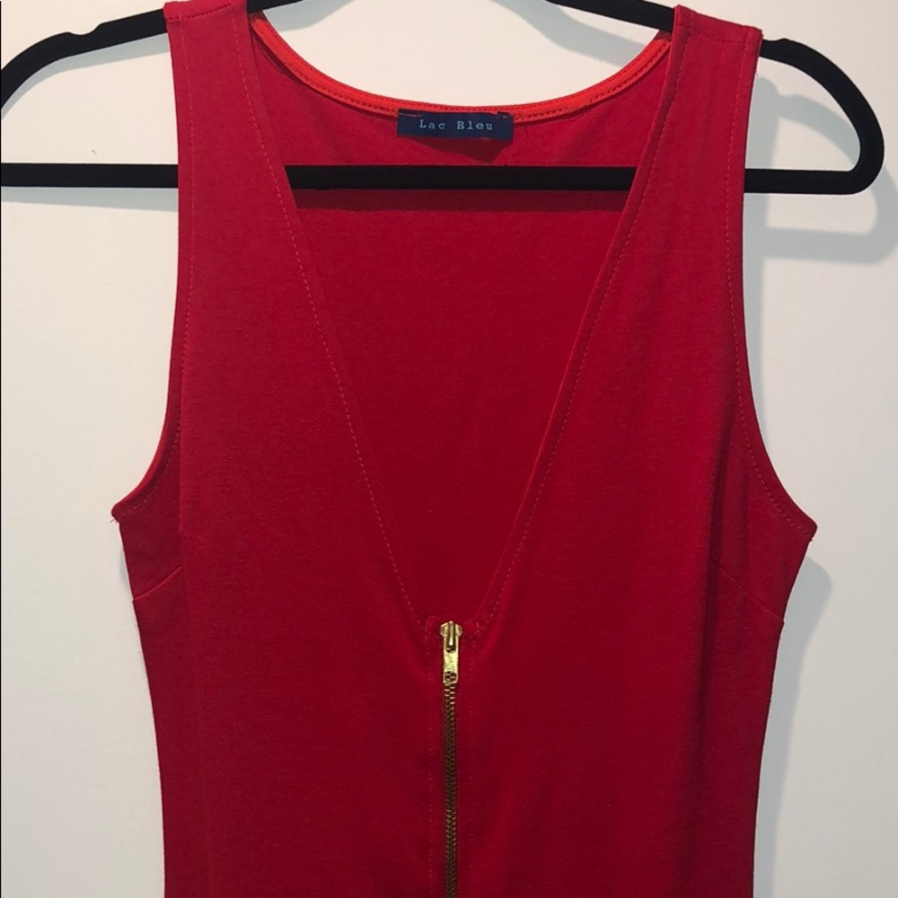 Red dress - Picture 3 of 4